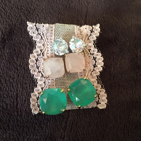 Kate spade earrings ♠️ comes with Kate spade bag